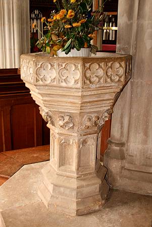 Cullompton - The Font